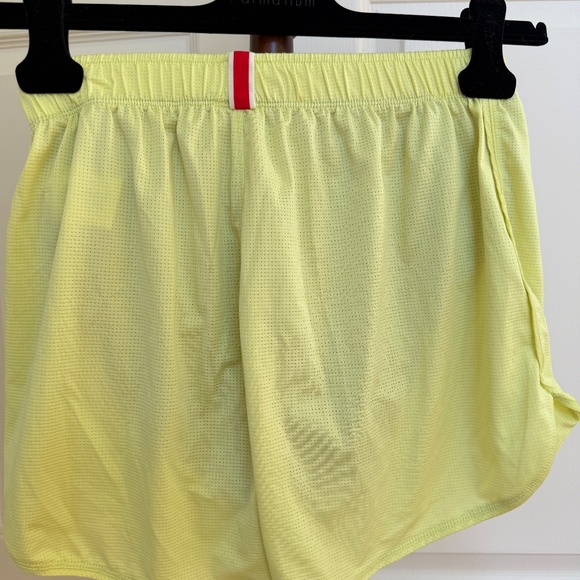 Tracksmith Women’s Twilight Shorts (3.5″ inseam) - Picture 2 of 2